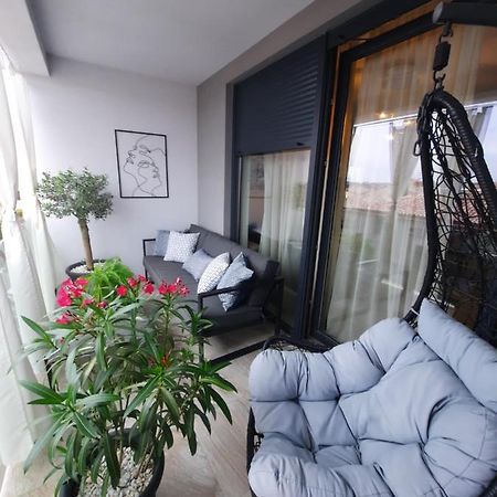 Enjoy Pula - New Apt With Terrace And Free Parking Garage ภายนอก รูปภาพ