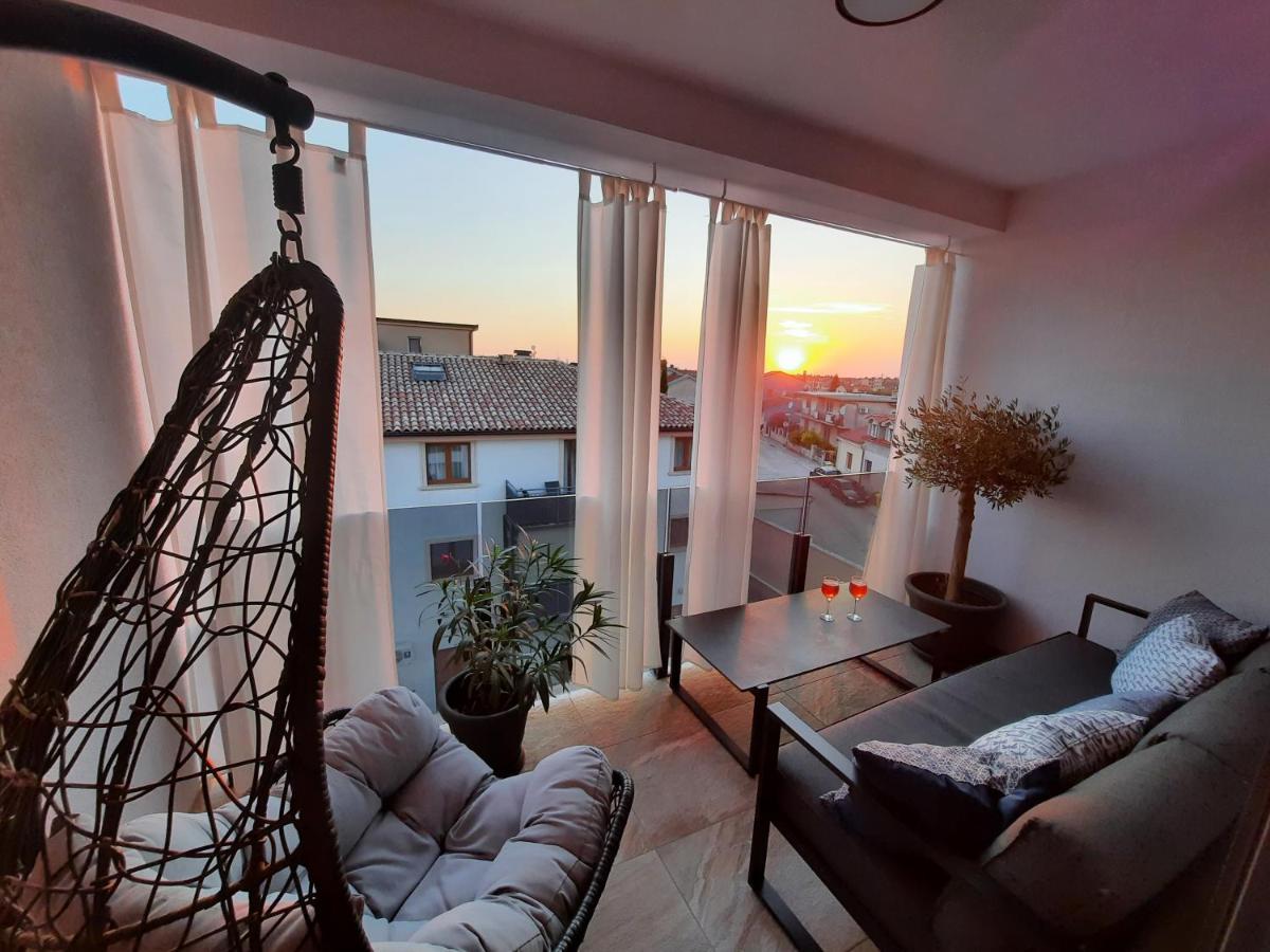 Enjoy Pula - New Apt With Terrace And Free Parking Garage ภายนอก รูปภาพ